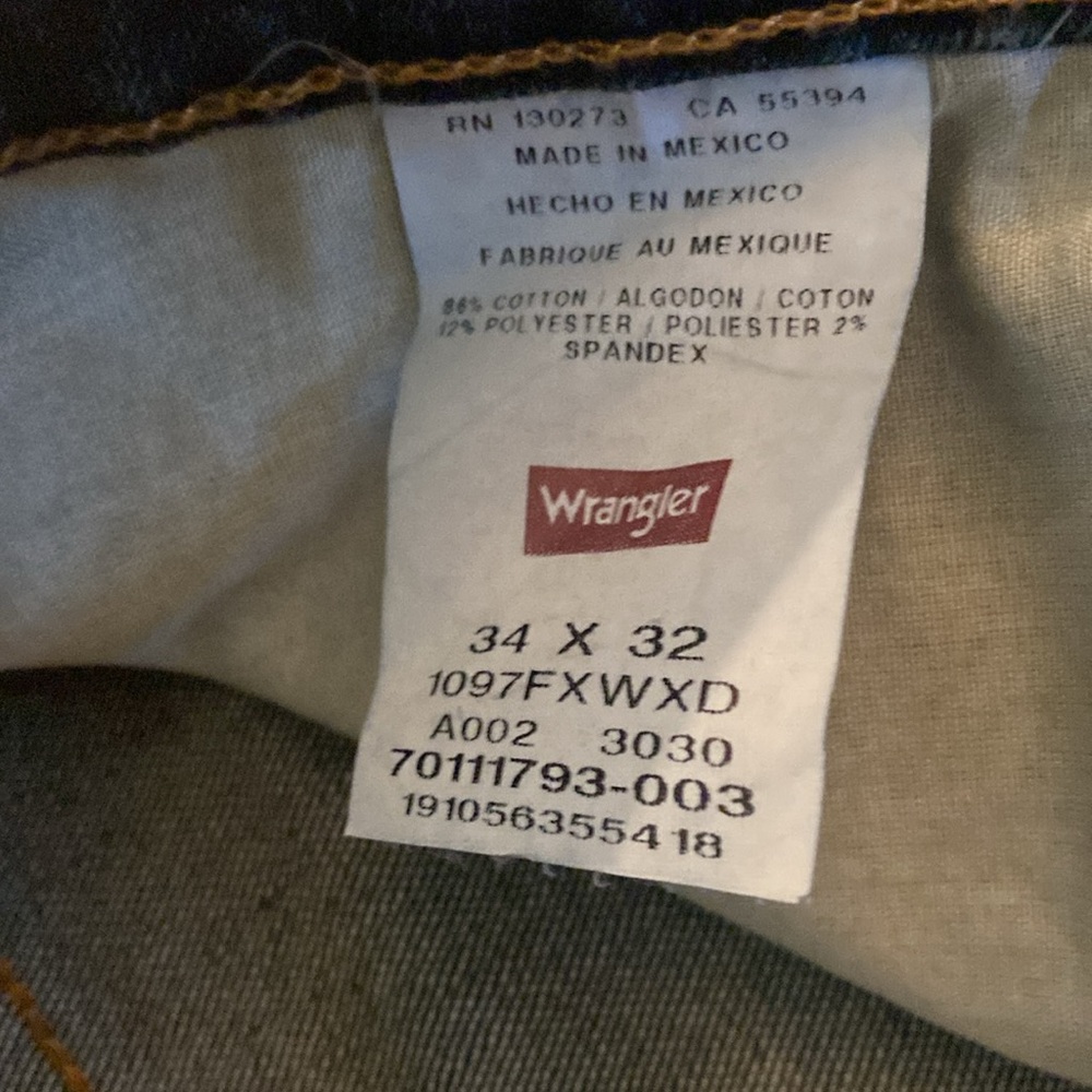 Mens Wrangler Jeans - Picture 2 of 3